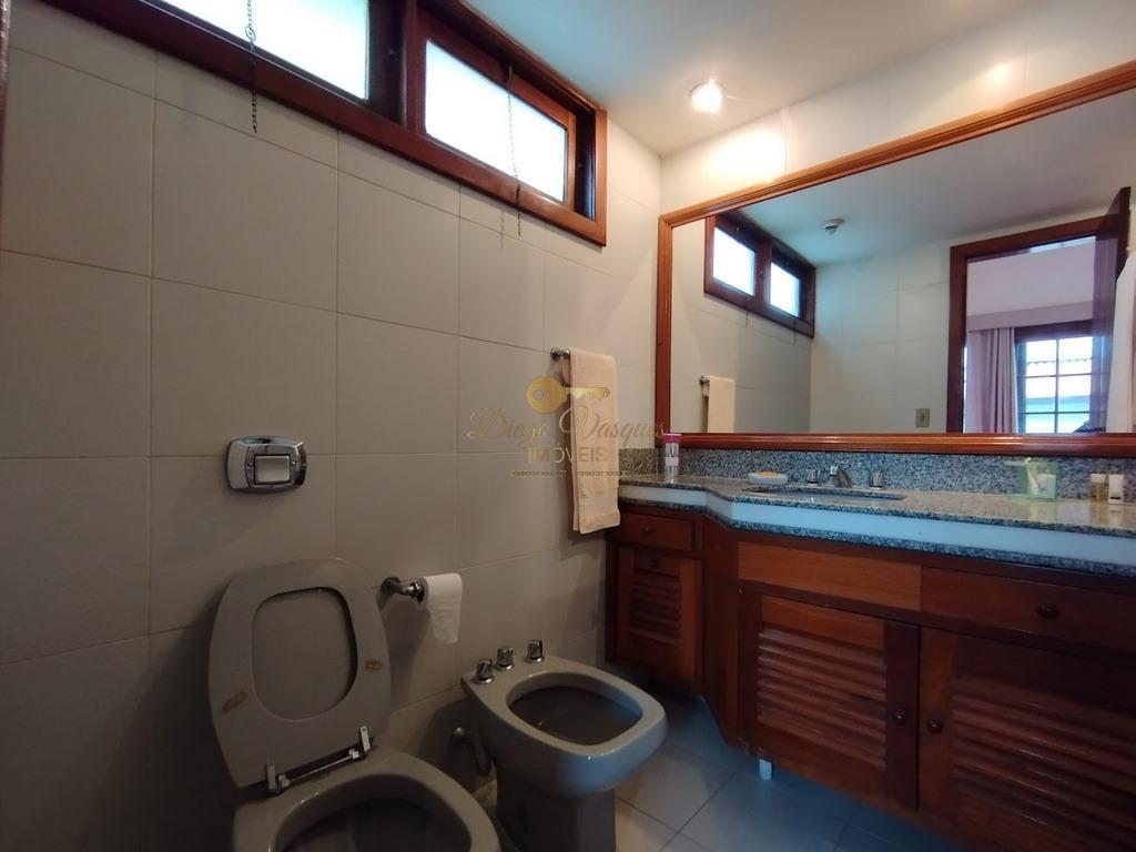 Casa de Condomínio à venda com 6 quartos, 212m² - Foto 16