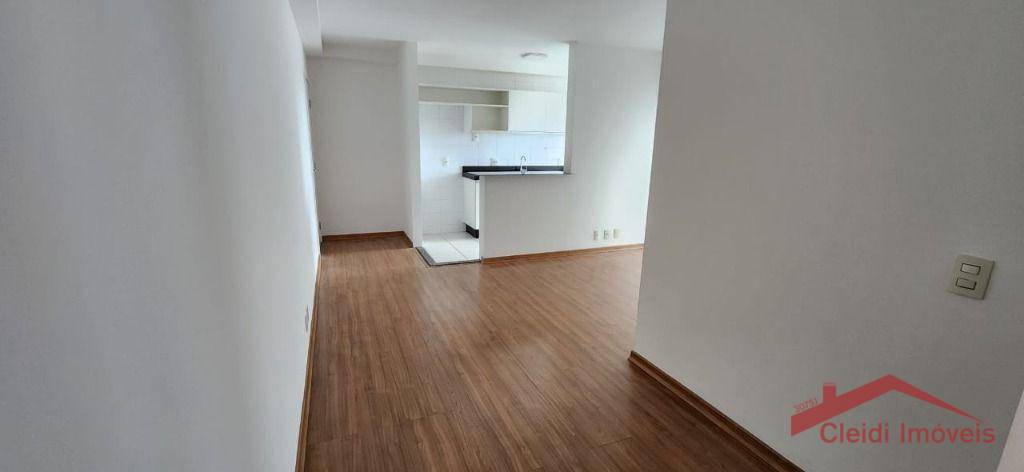 Apartamento à venda com 2 quartos, 60m² - Foto 4