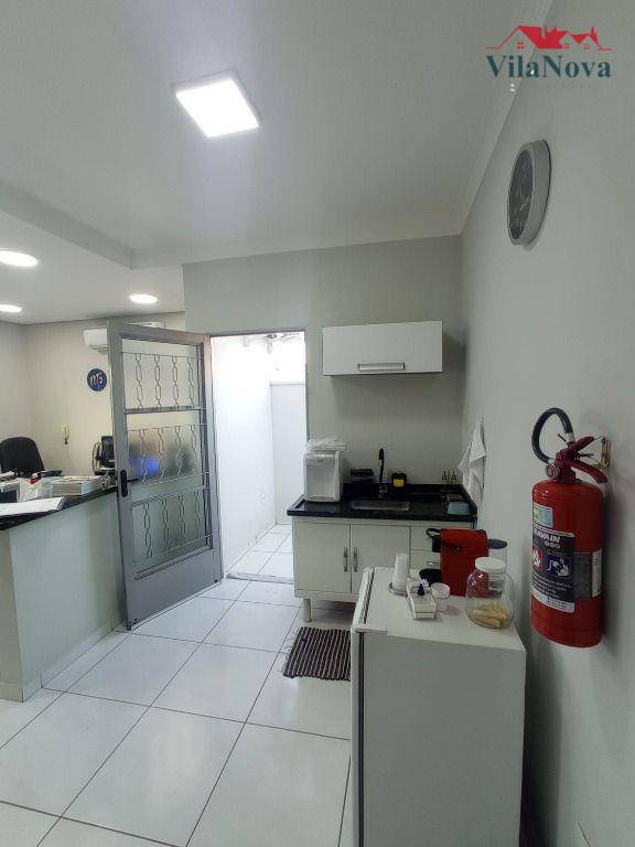 Casa à venda com 2 quartos, 190m² - Foto 11