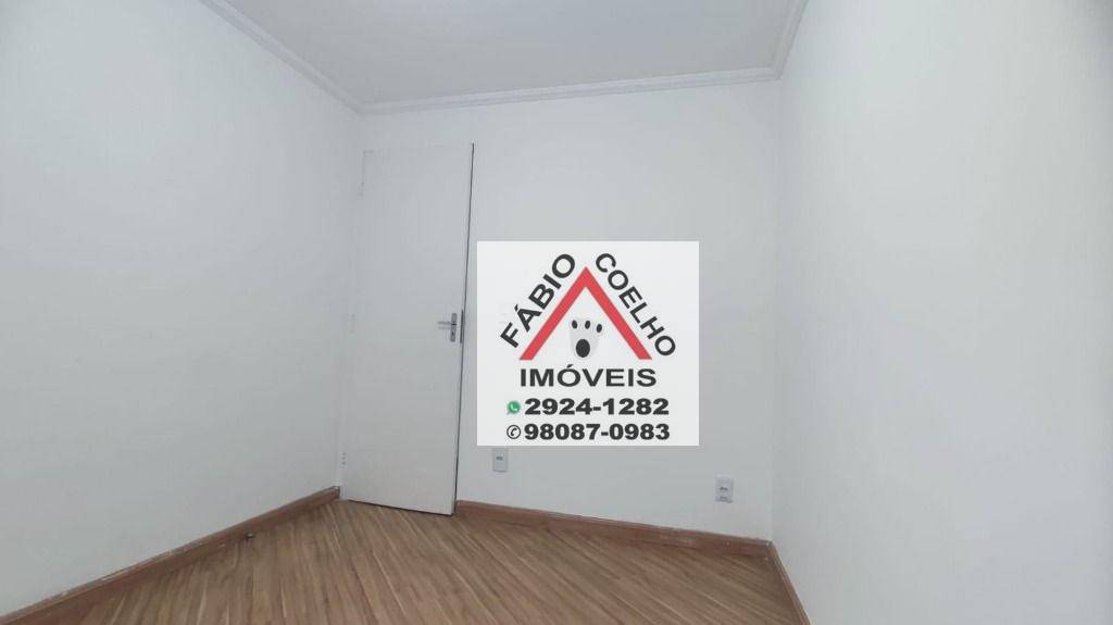 Apartamento à venda com 2 quartos, 39m² - Foto 13