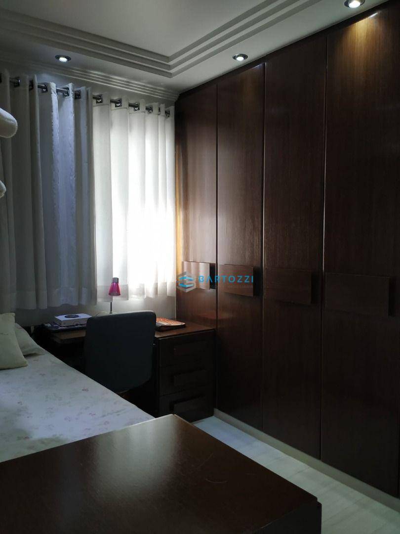 Apartamento à venda com 3 quartos, 104m² - Foto 10