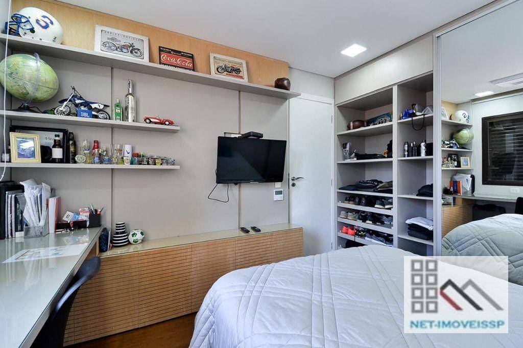 Apartamento à venda com 4 quartos, 230m² - Foto 3