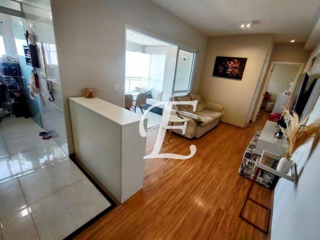 Apartamento à venda com 2 quartos, 72m² - Foto 2