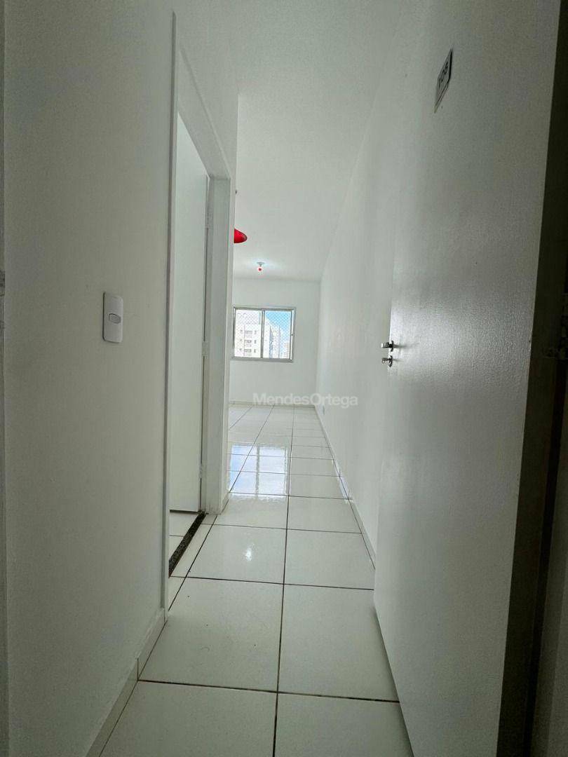 Apartamento para alugar com 2 quartos, 47m² - Foto 12