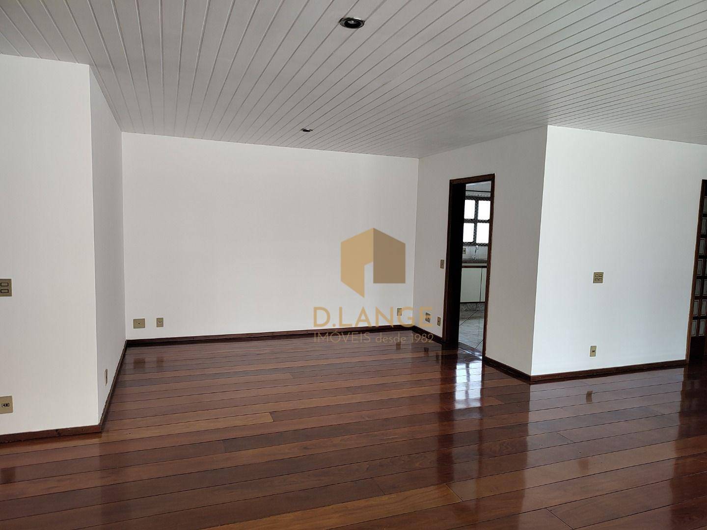 Apartamento para alugar com 4 quartos, 301m² - Foto 7