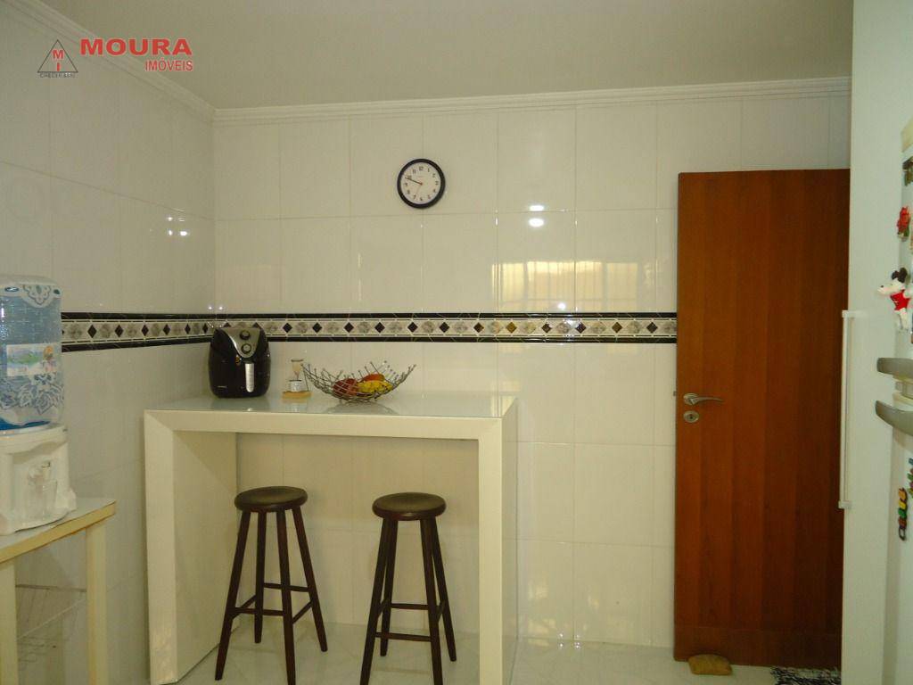 Sobrado à venda com 3 quartos, 184m² - Foto 11