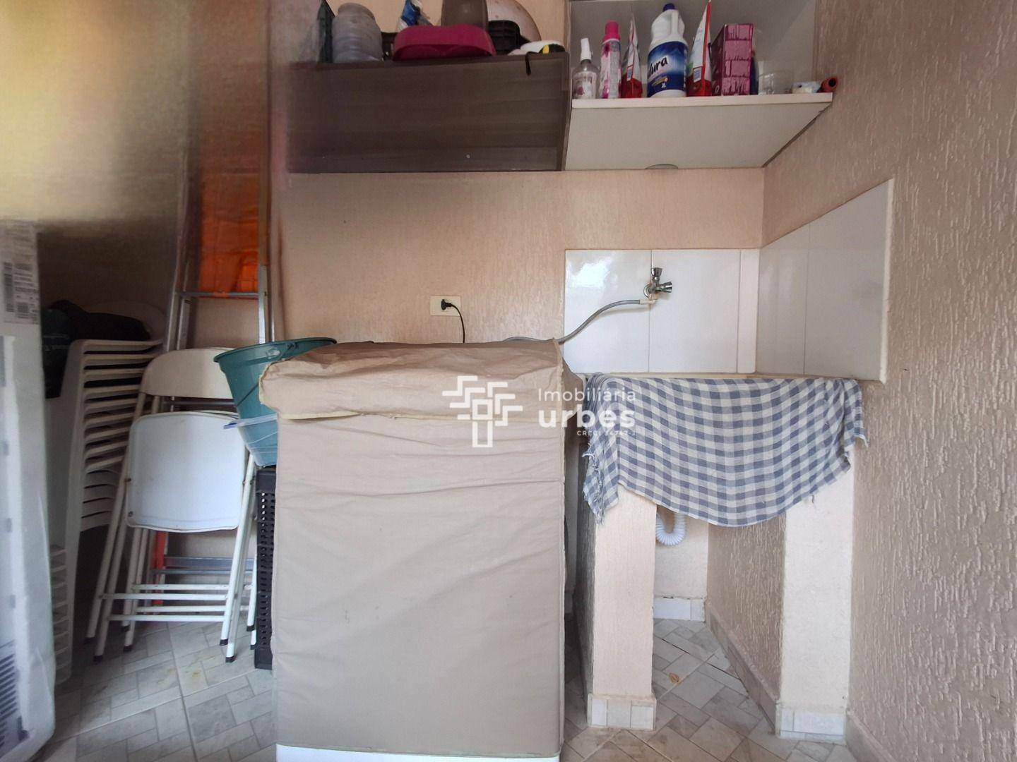 Casa à venda com 2 quartos, 90m² - Foto 13