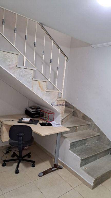 Sobrado à venda com 3 quartos, 210m² - Foto 11