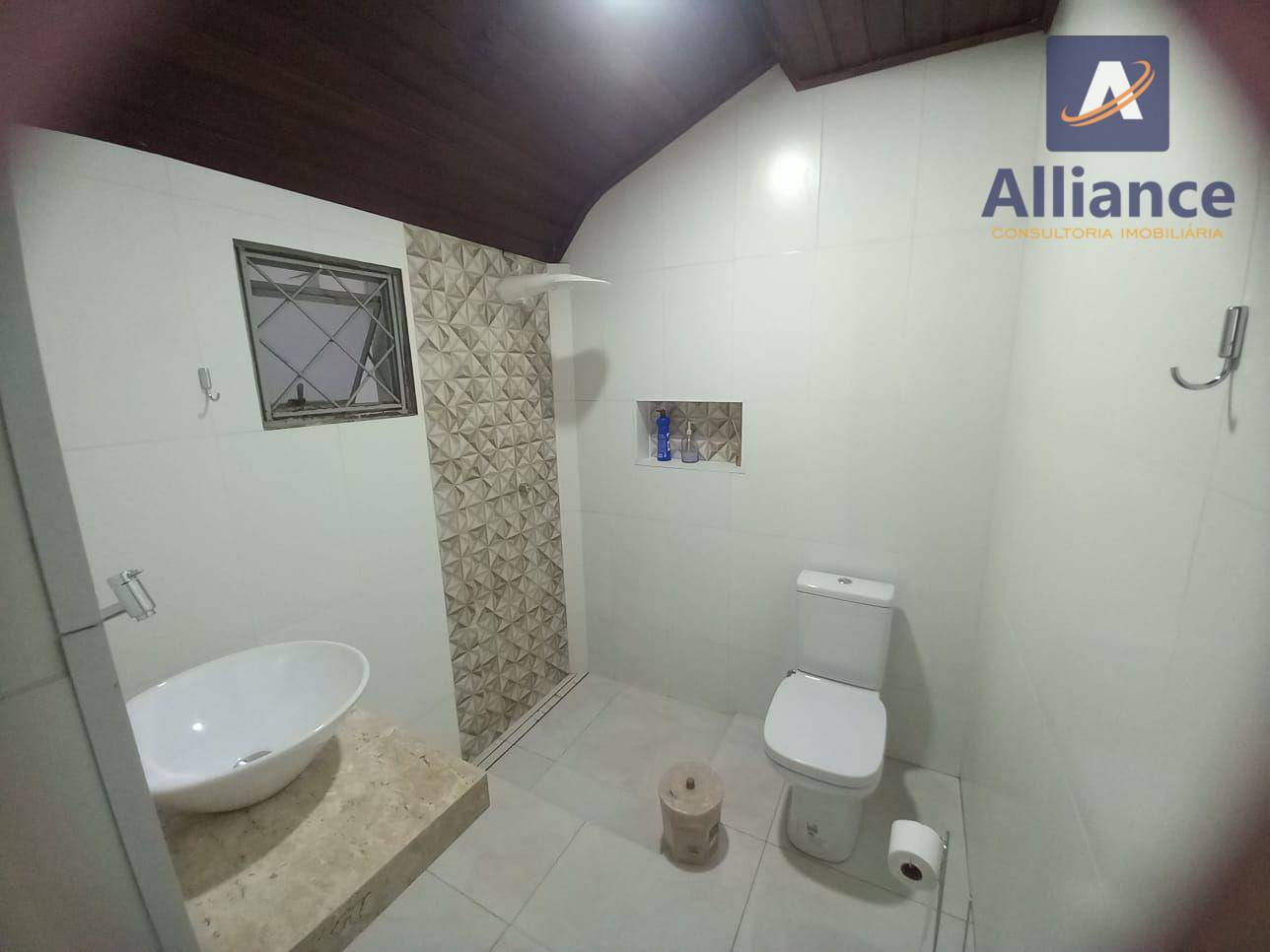 Casa para alugar com 3 quartos, 340m² - Foto 9