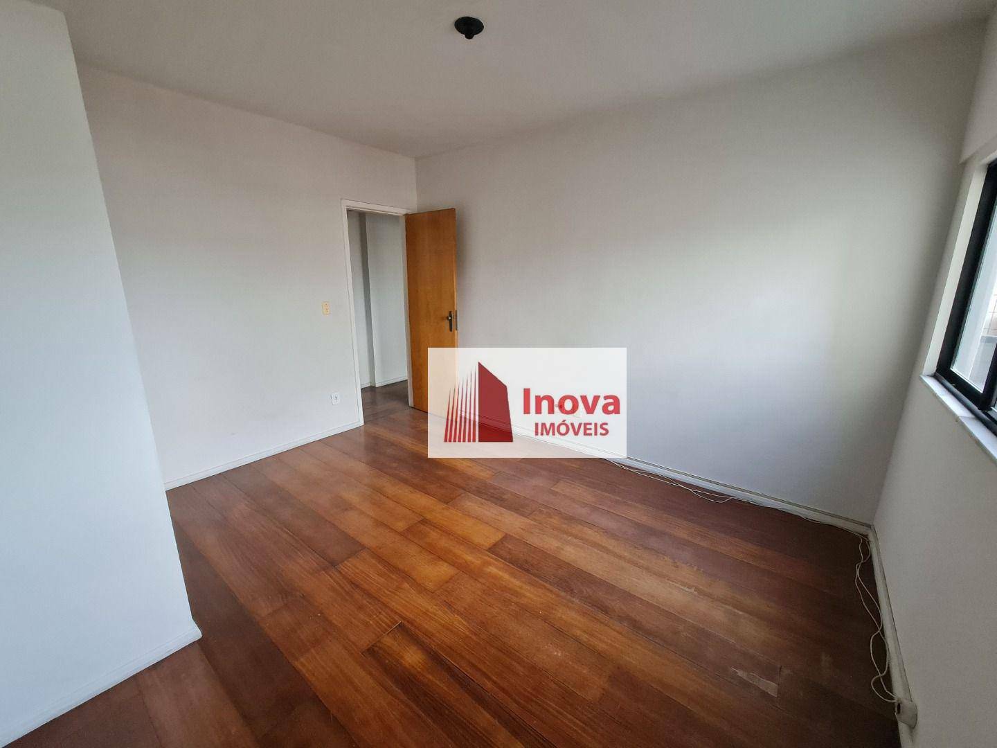 Apartamento para alugar com 2 quartos, 79m² - Foto 11