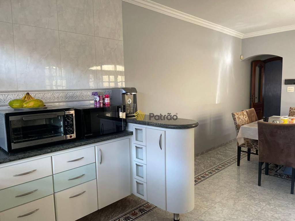 Sobrado à venda com 3 quartos, 285m² - Foto 32