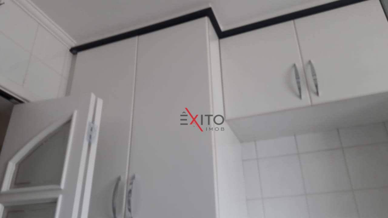 Apartamento à venda com 3 quartos, 75m² - Foto 17