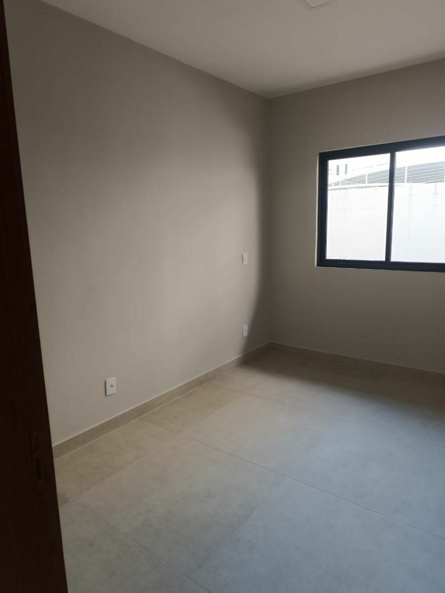 Casa à venda com 3 quartos, 97m² - Foto 5