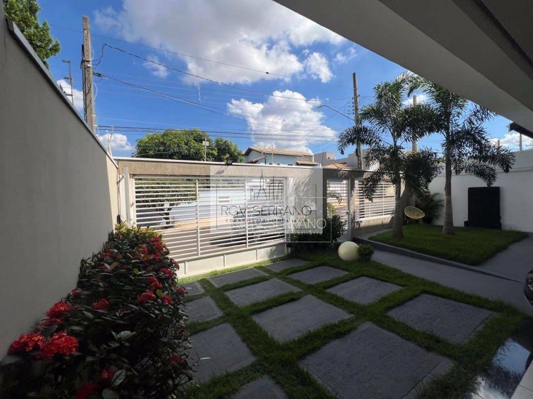 Casa à venda e aluguel com 5 quartos, 300m² - Foto 4