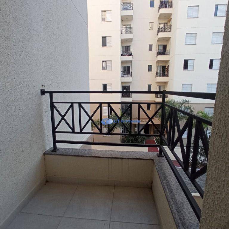 Apartamento para alugar com 2 quartos, 53m² - Foto 9