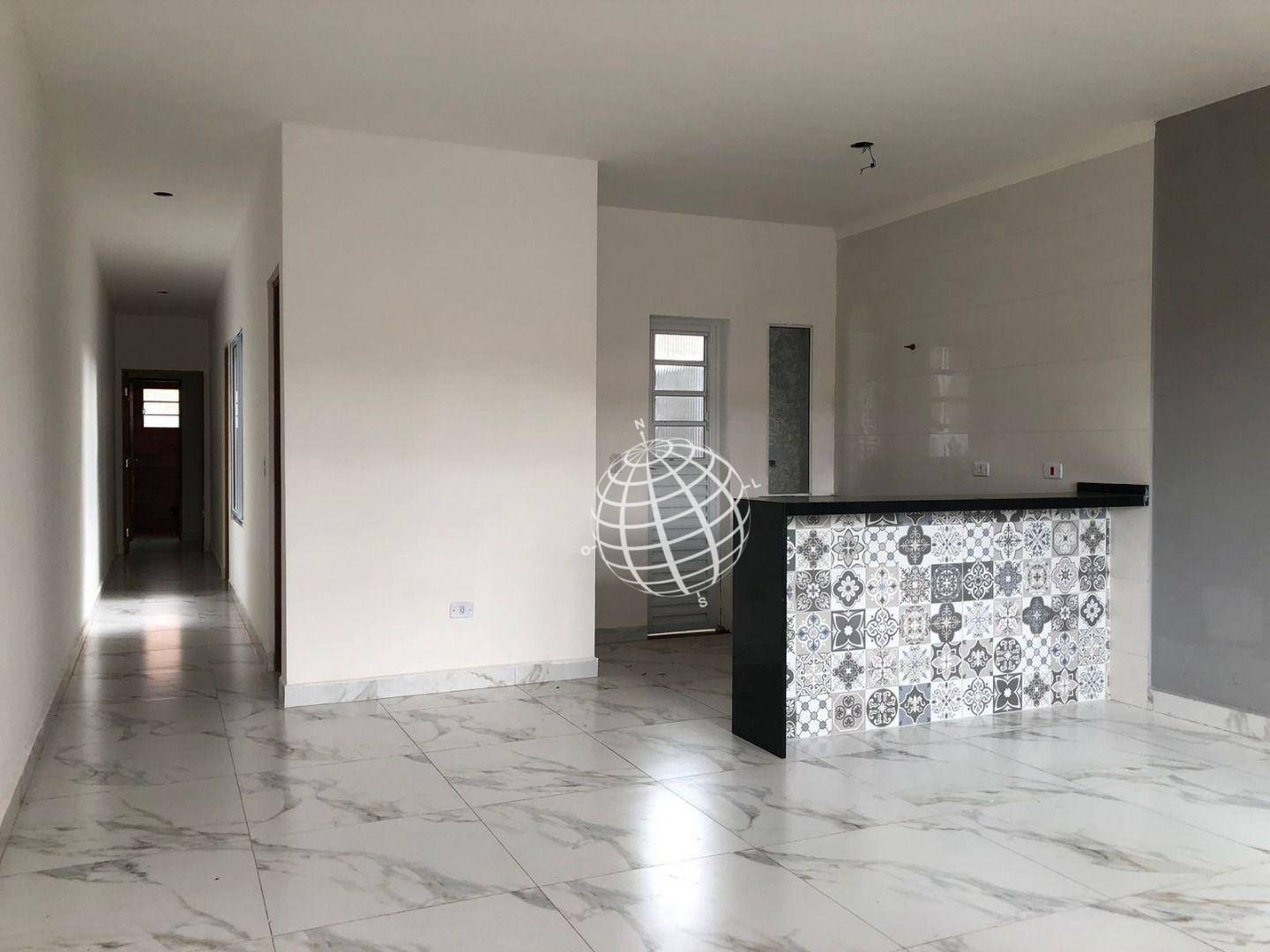 Casa à venda com 2 quartos, 92m² - Foto 2