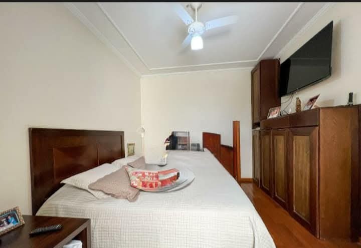 Casa à venda com 3 quartos, 540m² - Foto 25