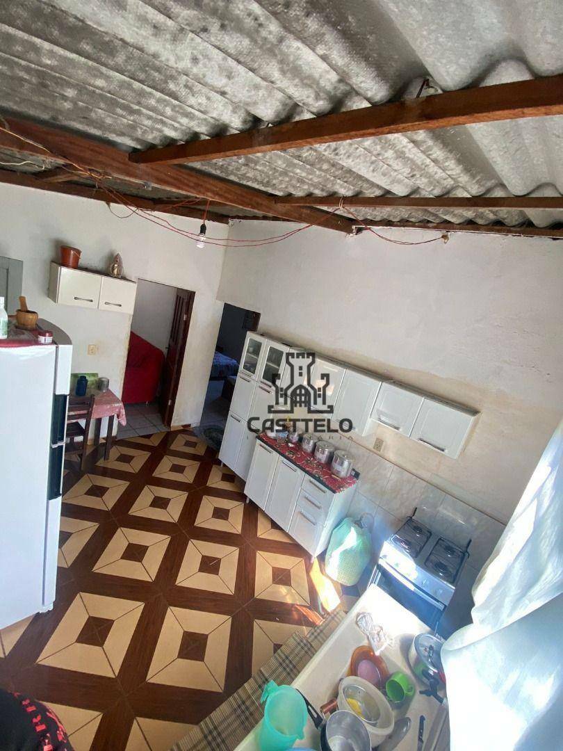 Chácara à venda com 2 quartos, 60m² - Foto 6