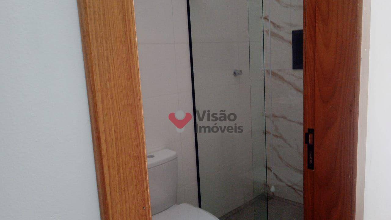 Casa à venda com 2 quartos, 65m² - Foto 12