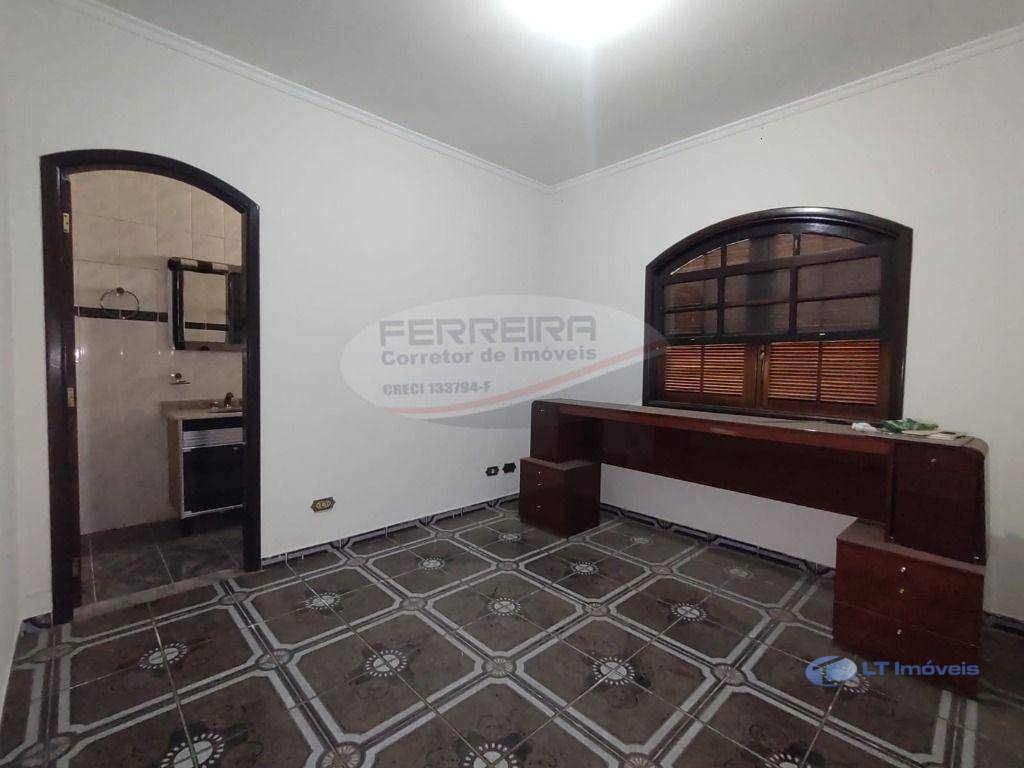 Sobrado à venda com 3 quartos, 367m² - Foto 12