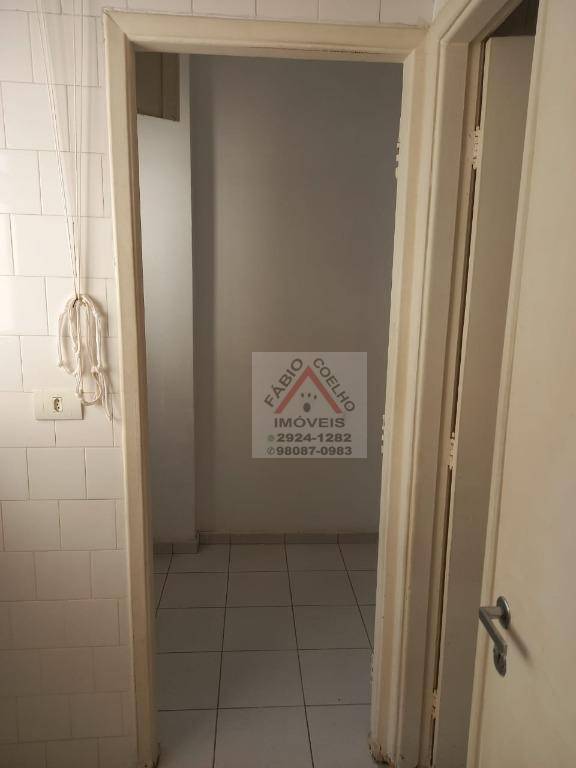 Apartamento à venda com 3 quartos, 80m² - Foto 6