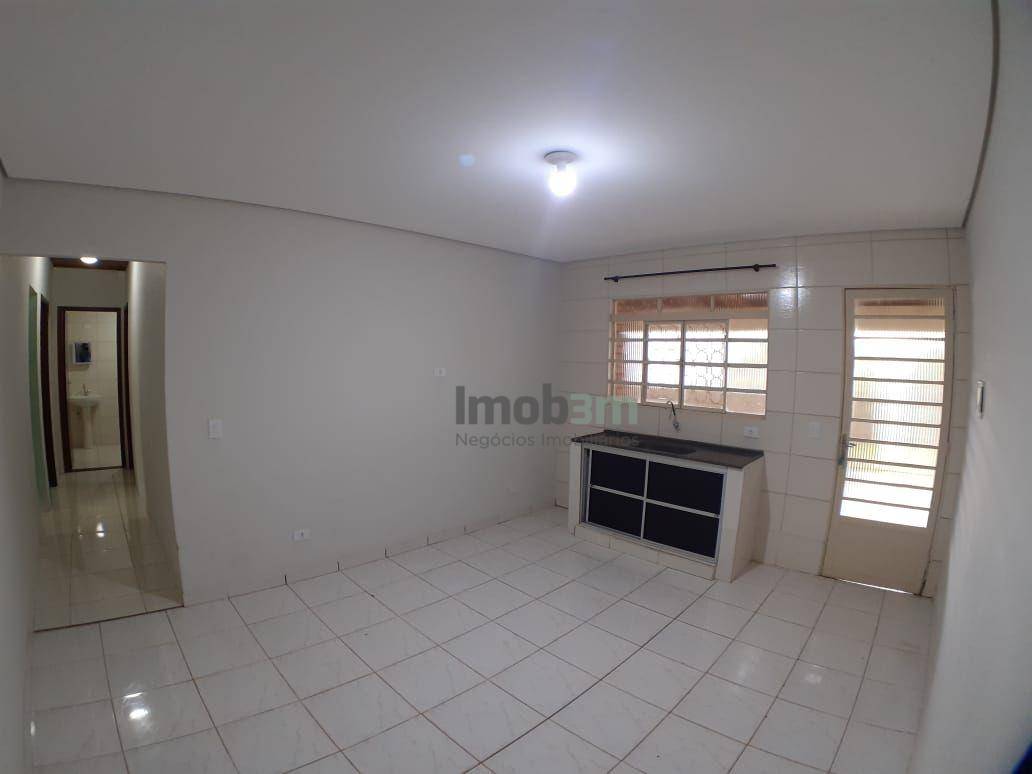 Casa à venda com 2 quartos, 131m² - Foto 11