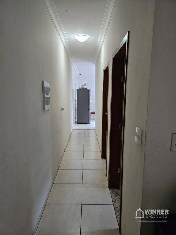 Casa à venda com 3 quartos, 222m² - Foto 17