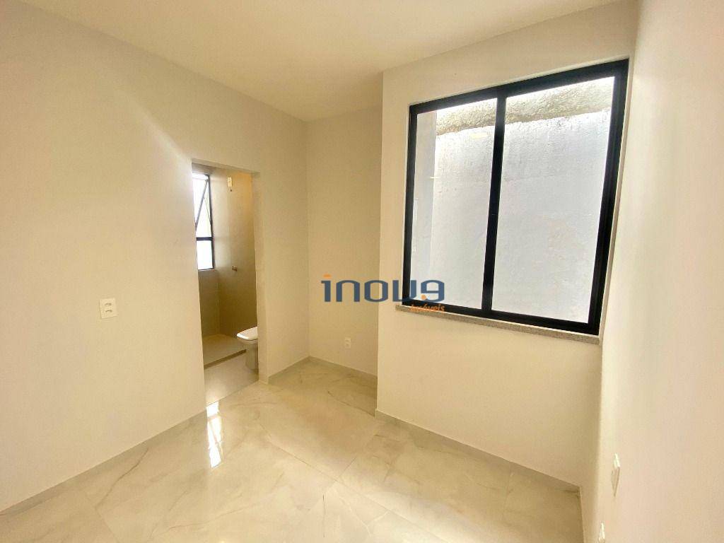 Casa à venda com 4 quartos, 144m² - Foto 29