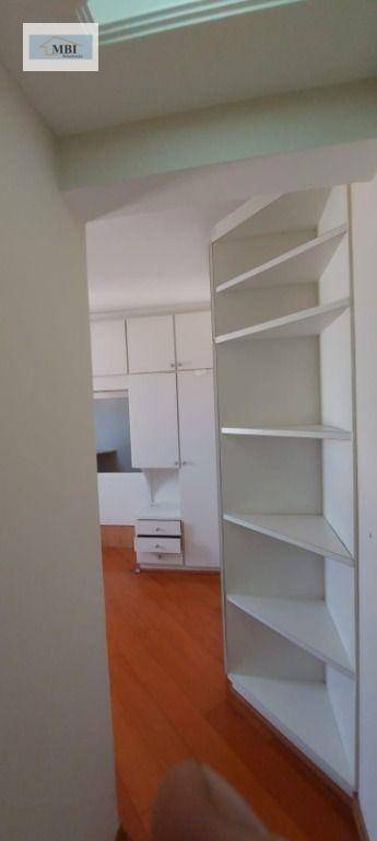 Apartamento à venda com 3 quartos, 60m² - Foto 14