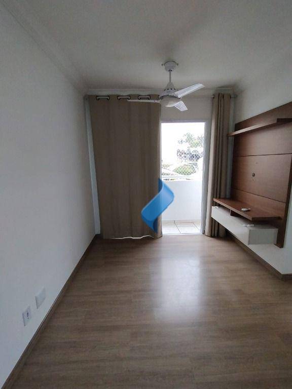 Apartamento à venda com 2 quartos, 55m² - Foto 2