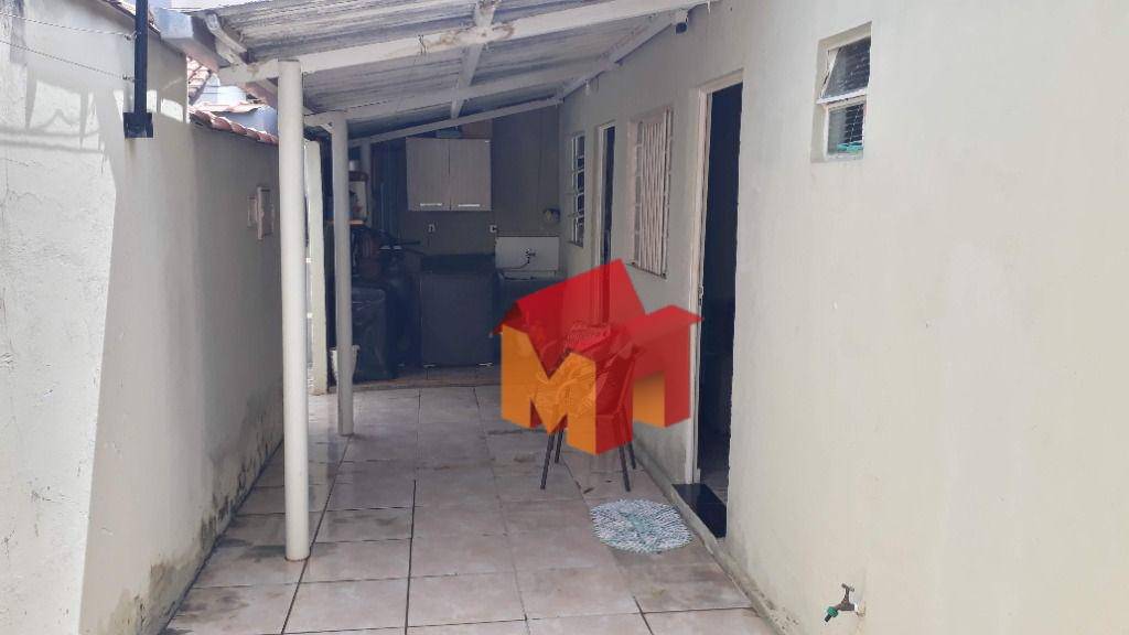Casa à venda com 4 quartos, 178m² - Foto 26