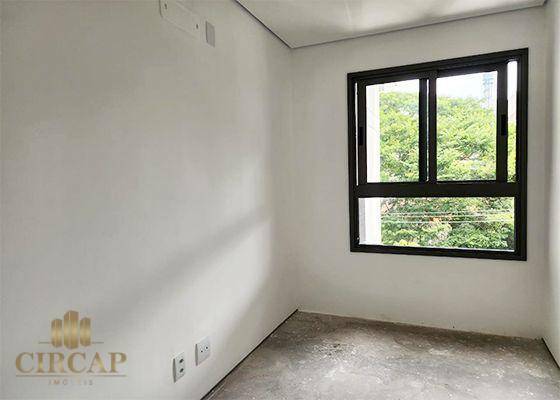 Apartamento à venda com 4 quartos, 203m² - Foto 13