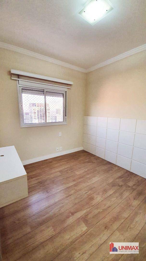 Apartamento para alugar com 3 quartos, 212m² - Foto 15