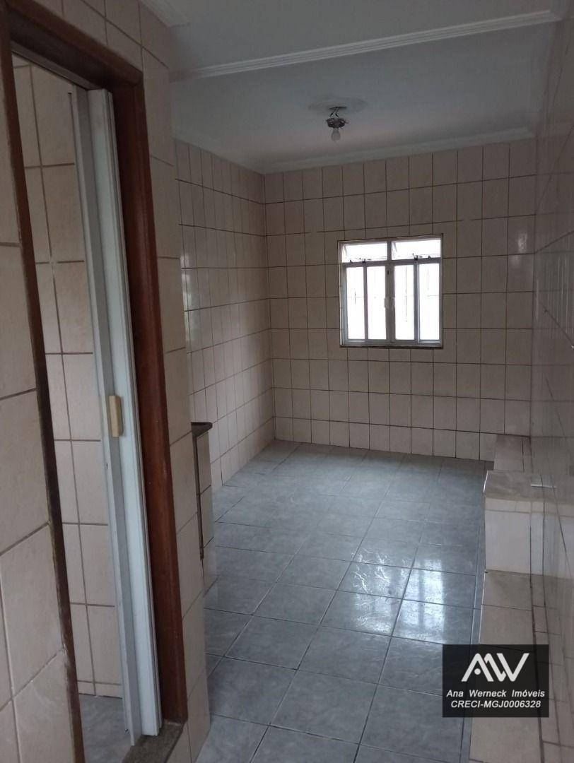 Casa à venda com 1 quarto, 100m² - Foto 11