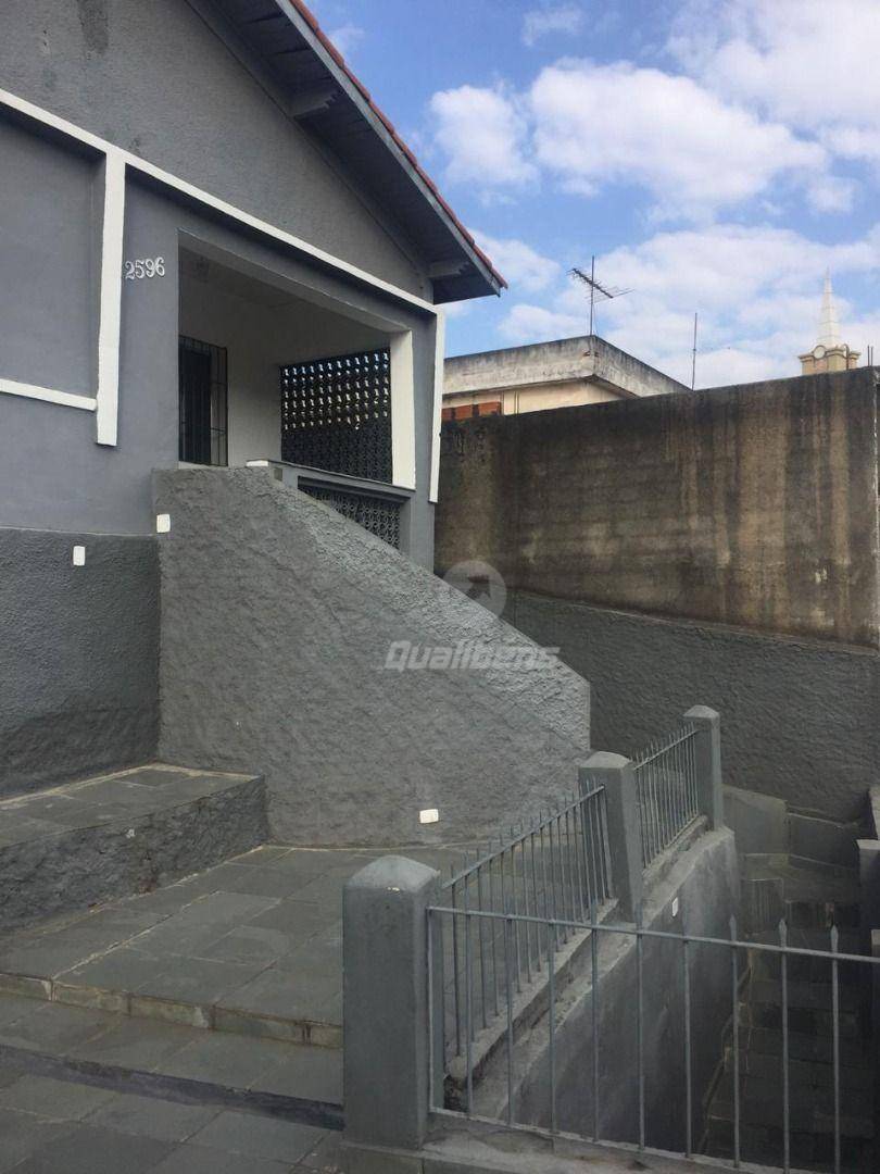 Casa à venda com 2 quartos, 300m² - Foto 4