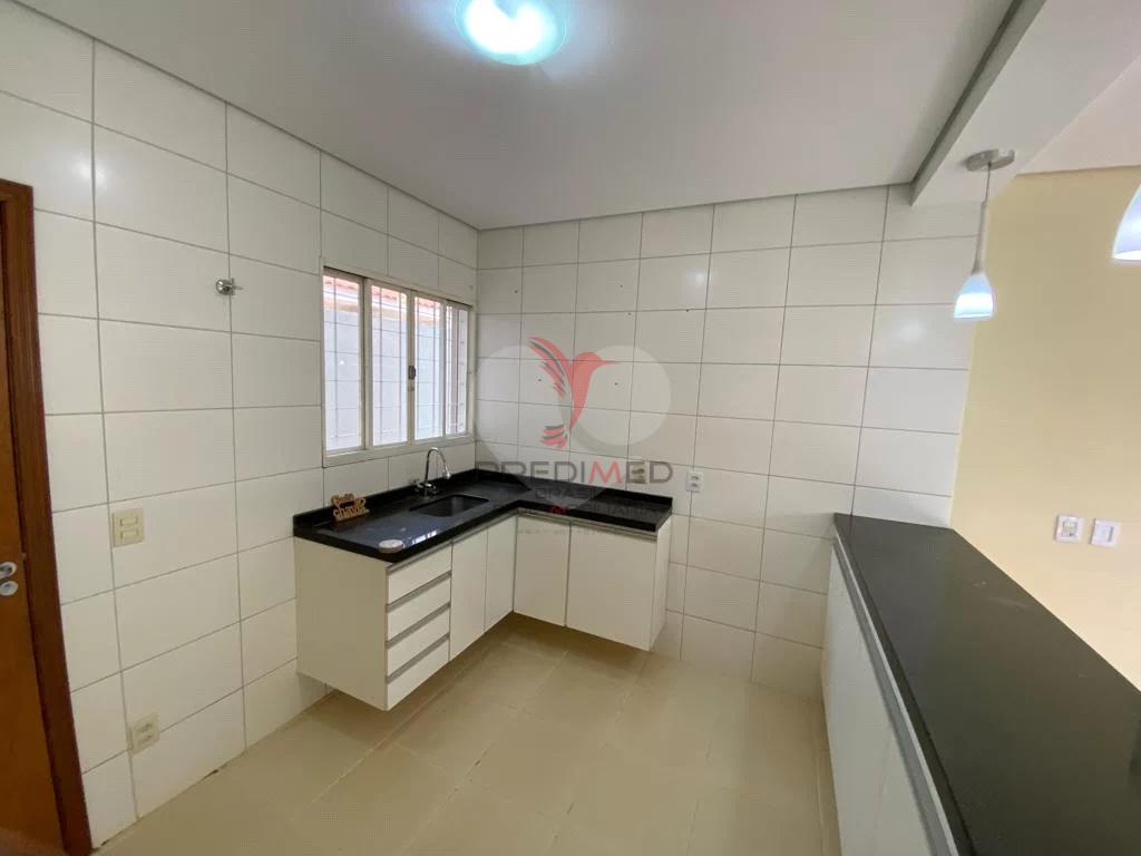 Casa à venda com 3 quartos, 188m² - Foto 7