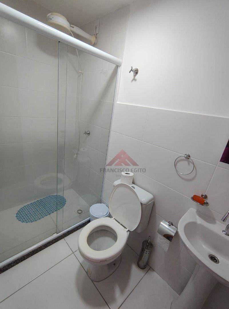Apartamento à venda com 3 quartos, 70m² - Foto 17