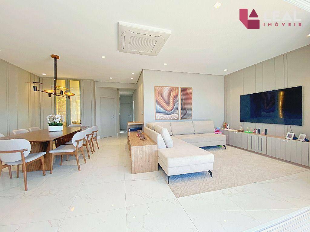 Apartamento à venda com 3 quartos, 134m² - Foto 8