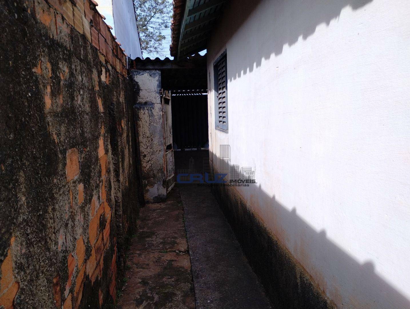 Casa à venda com 1 quarto, 45m² - Foto 4