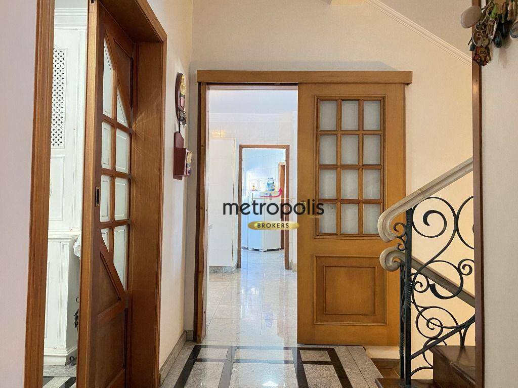 Sobrado à venda e aluguel com 4 quartos, 600m² - Foto 22