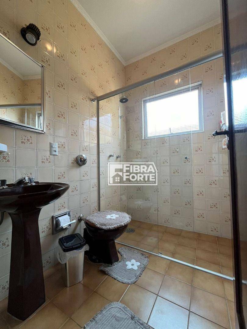 Casa à venda com 3 quartos, 169m² - Foto 20