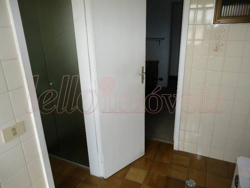 Apartamento para alugar com 3 quartos, 150m² - Foto 15