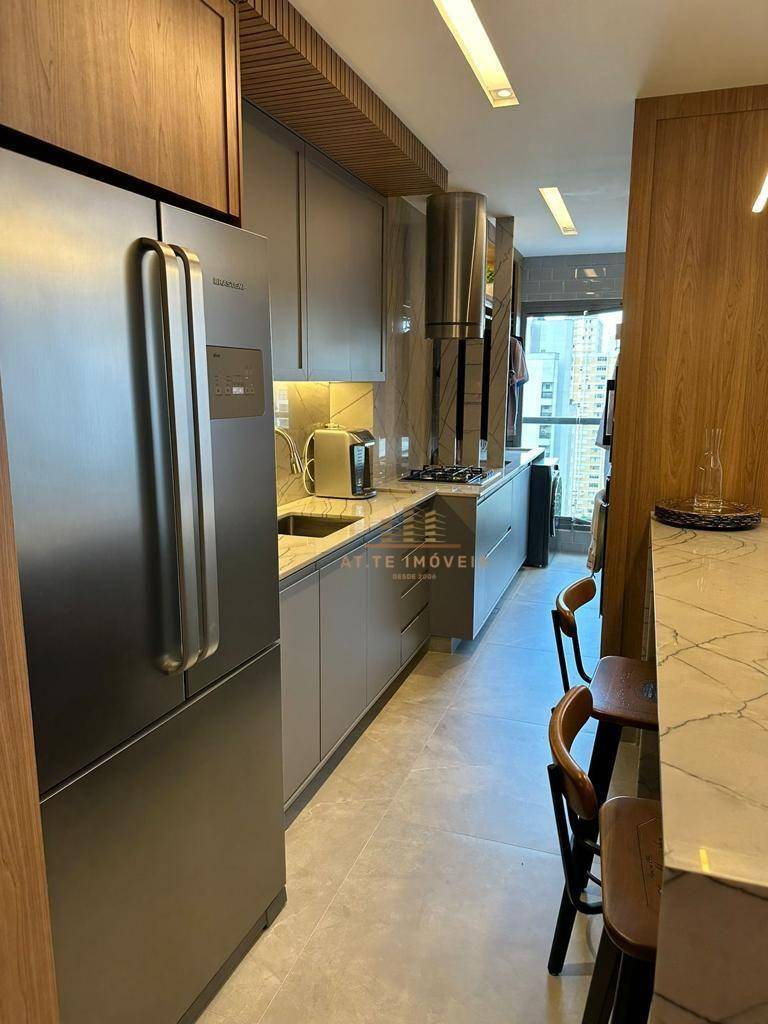 Apartamento à venda com 2 quartos, 96m² - Foto 14