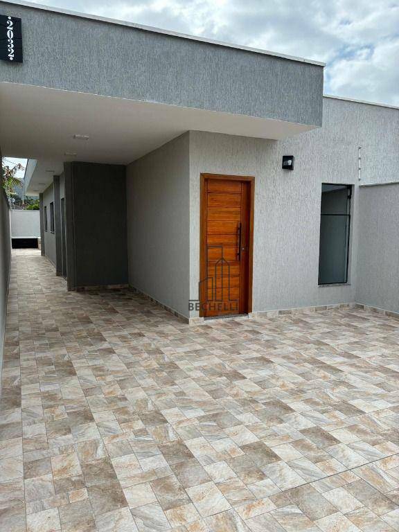 Casa à venda com 2 quartos, 81m² - Foto 1