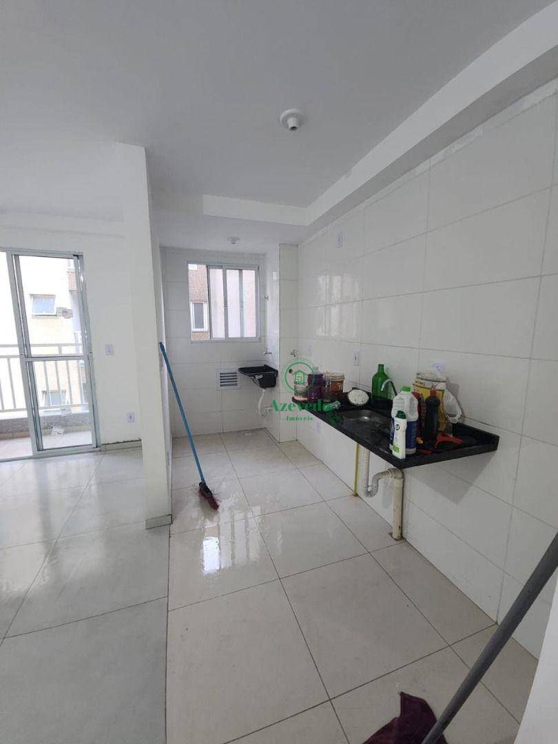 Apartamento à venda com 2 quartos, 46m² - Foto 3