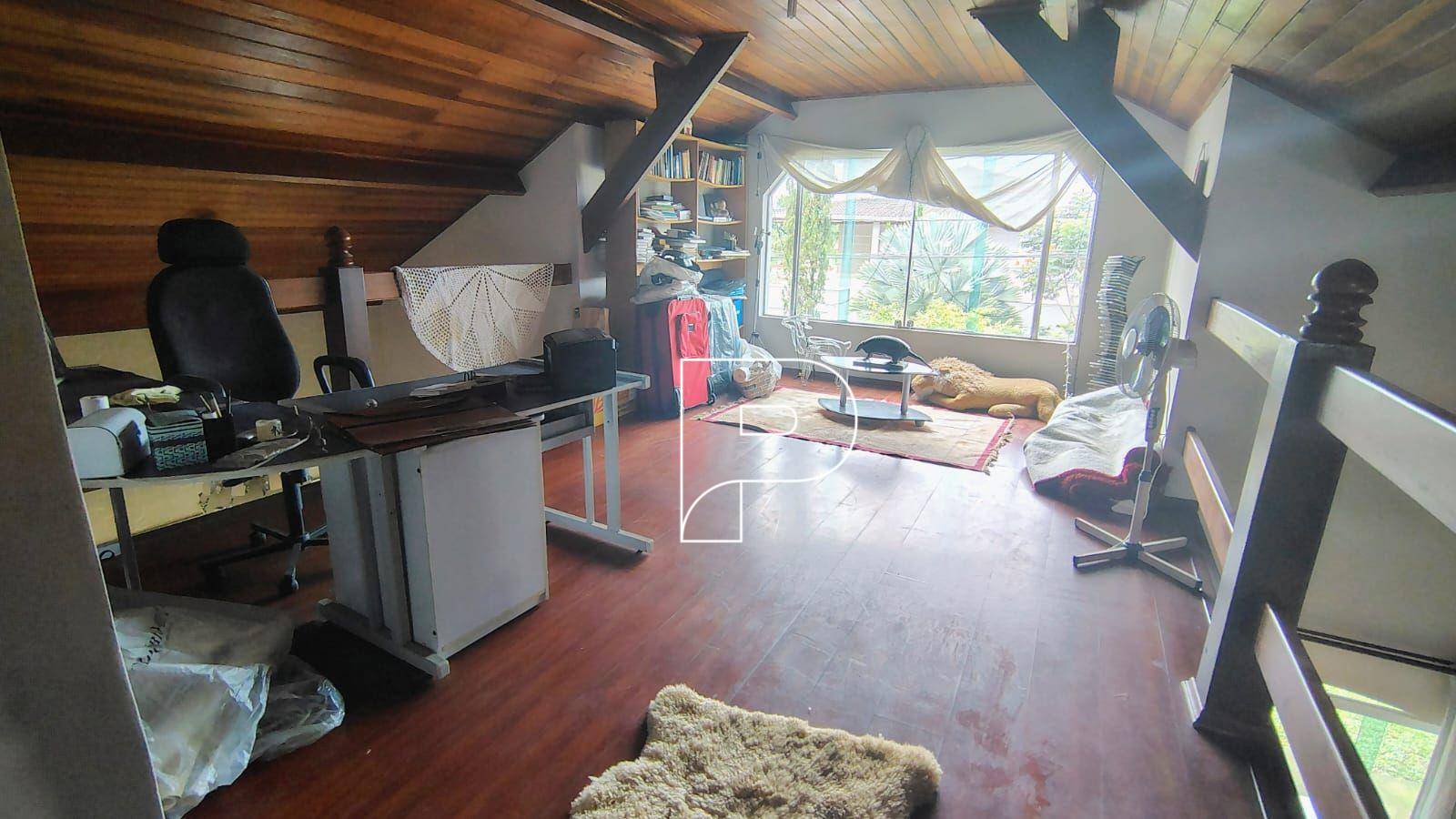 Casa de Condomínio à venda e aluguel com 3 quartos, 240m² - Foto 8