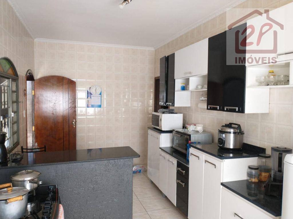 Casa à venda com 3 quartos, 250M2 - Foto 6