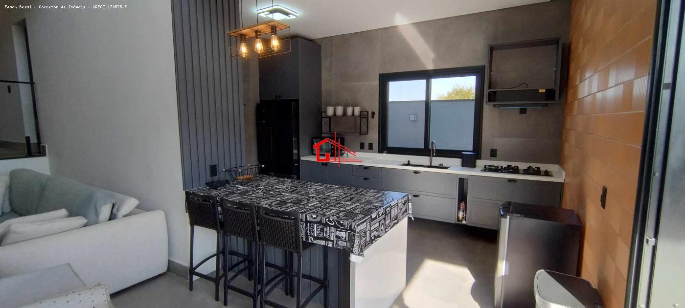 Casa de Condomínio à venda com 4 quartos, 310m² - Foto 6