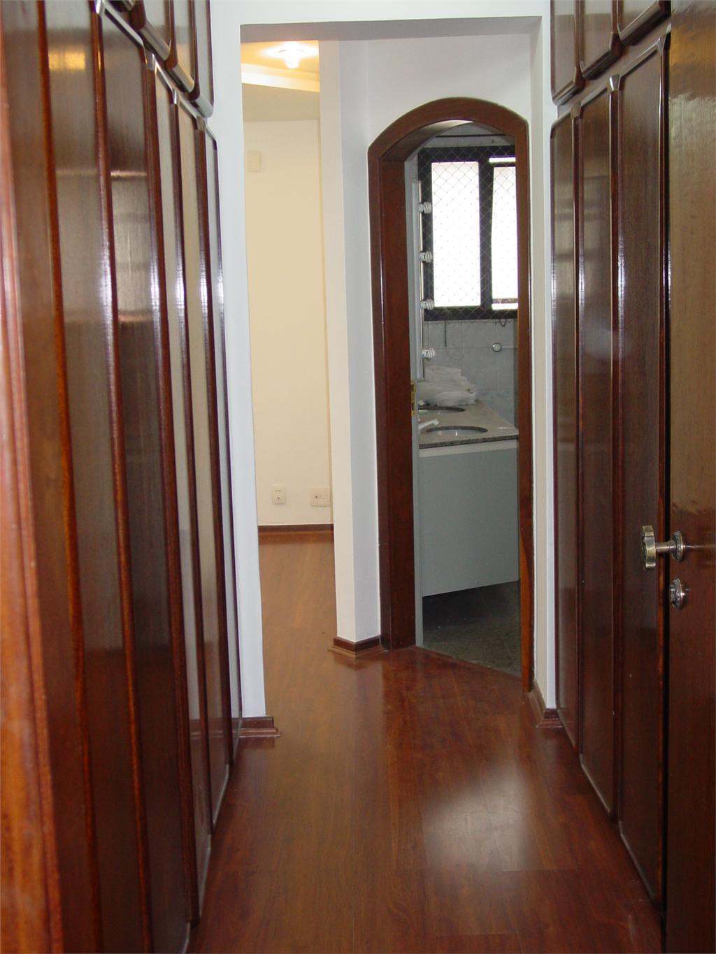 Apartamento à venda com 4 quartos, 200m² - Foto 12