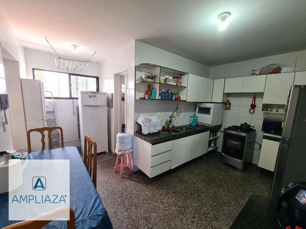 Apartamento à venda com 3 quartos, 146m² - Foto 14